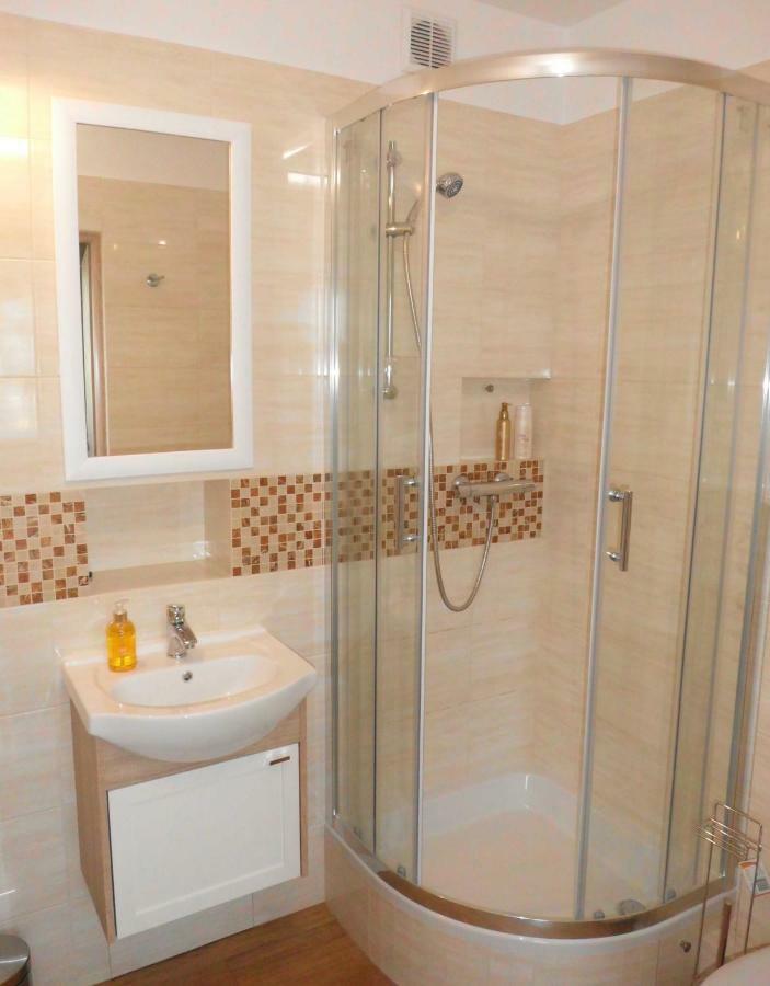 Ares Apartments Przemyśl Eksteriør billede