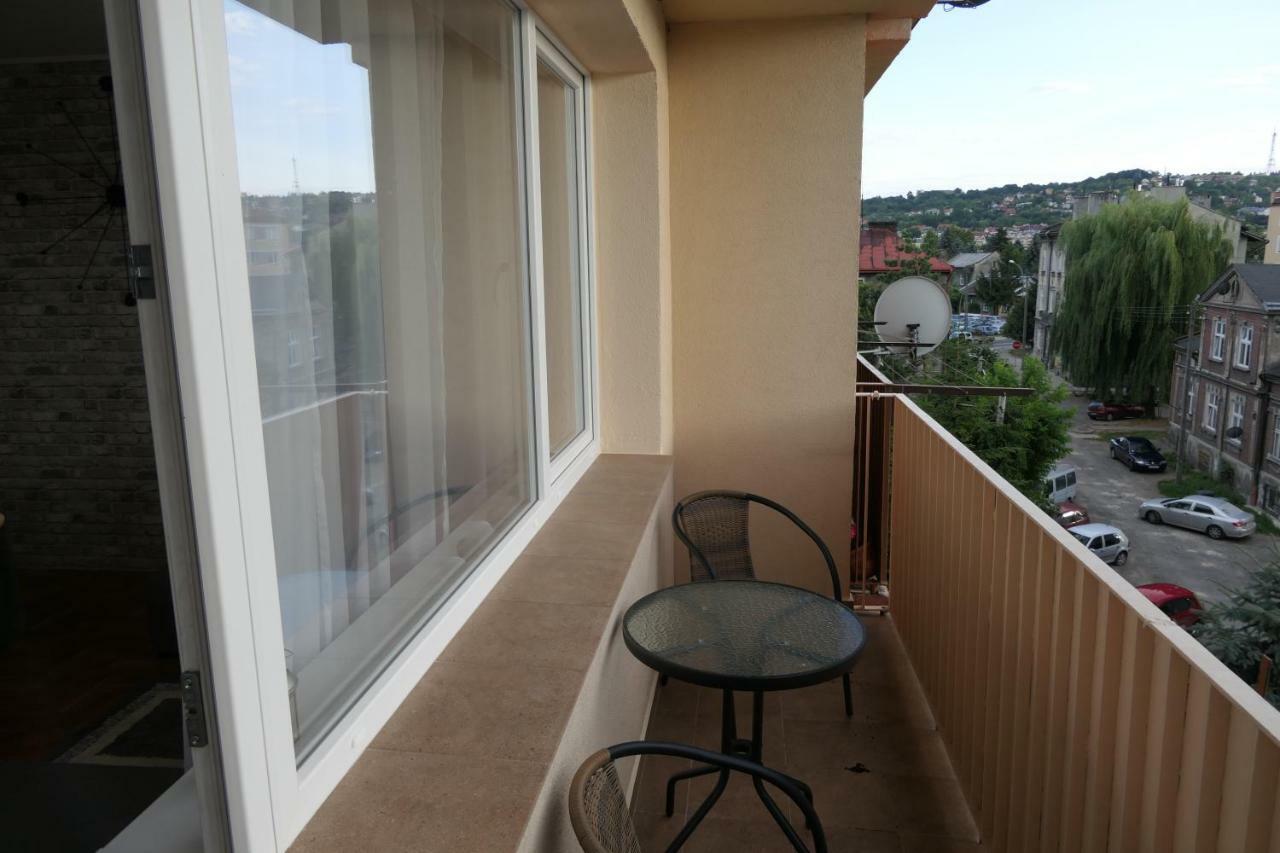 Ares Apartments Przemyśl Eksteriør billede